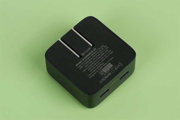 Sạc nhanh 2 cổng Type-C PD 35W Mazer GAN35US Màu Đen