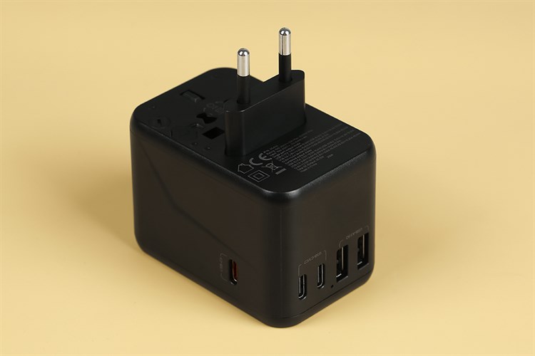 Adapter Sạc đa năng Universal PD GaN 65W Xmobile DS636 Màu Đen