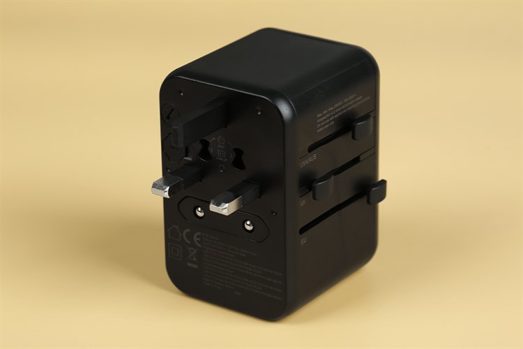 Adapter Sạc đa năng Universal PD GaN 65W Xmobile DS636 Màu Đen