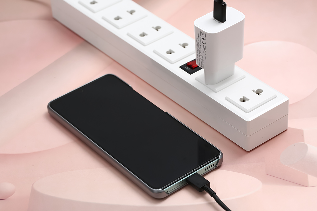 Sạc nhanh Type-C 20W AVA+ CS-CHG078 Màu Trắng