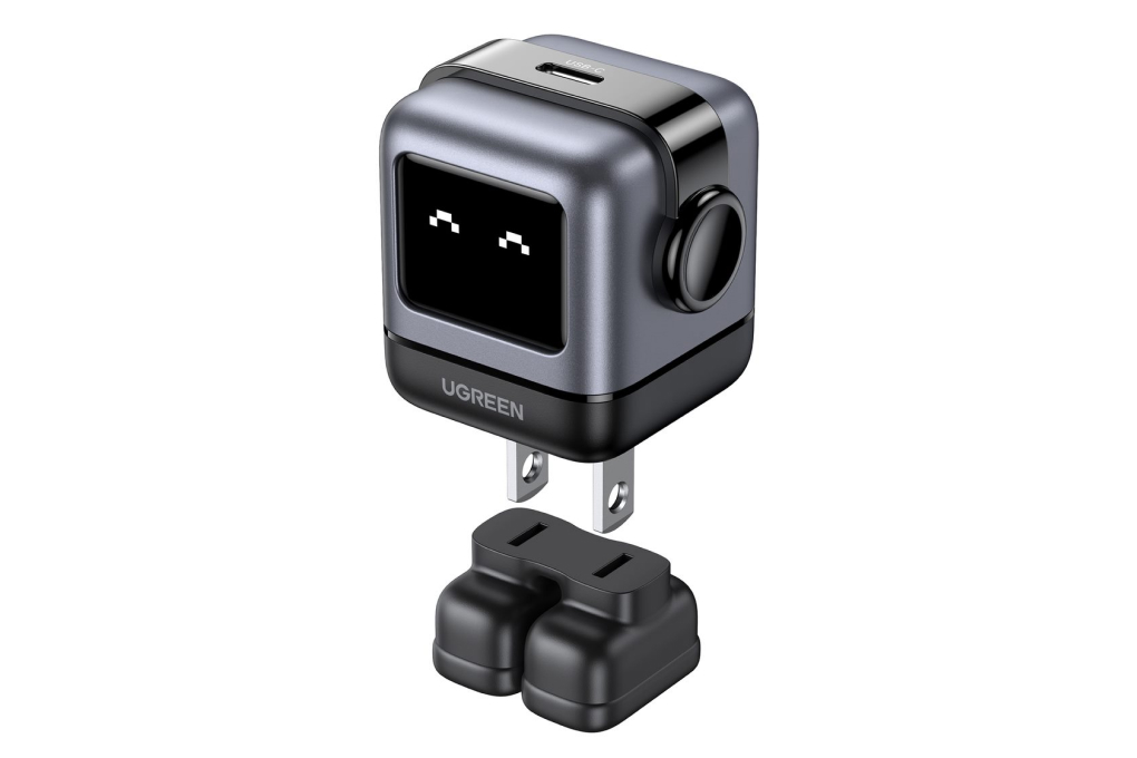 Adapter Sạc Type C PD GaN 30W Ugreen Robot Nexode 15550 Màu Đen