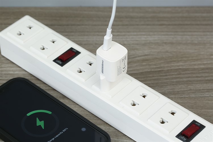 Adapter Sạc Type C PD 20W Rockrose Powercube SC NEO Màu Trắng