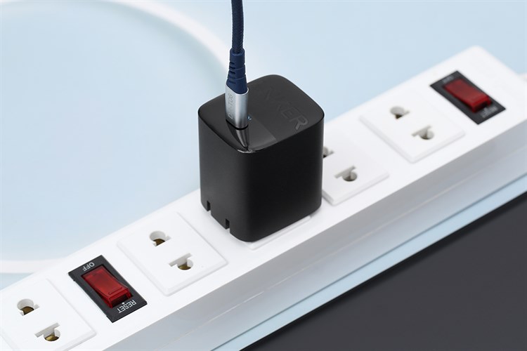 Sạc nhanh Type-C 67W Anker A2671 Màu Đen