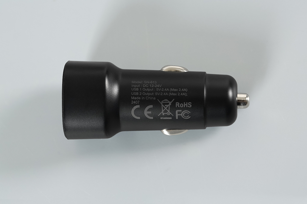 Sạc xe hơi 2 cổng USB 12W AVA+ SN-613 Màu Đen