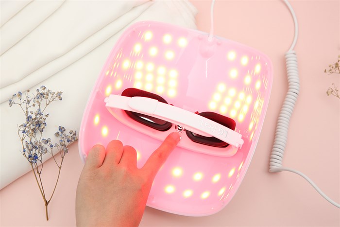 Mặt nạ chăm sóc da mặt Derma LED LG BWM1V Màu Trắng