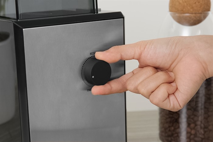 Máy xay cà phê Delonghi KG89 Màu Xám nhạt