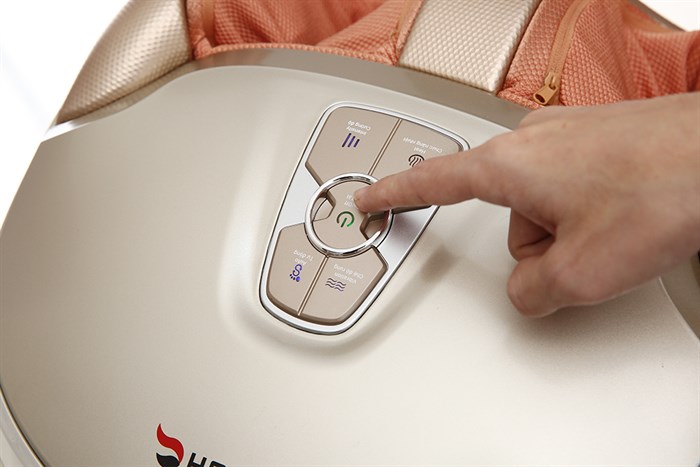 Máy massage chân HASUTA HMF-300 Màu Vàng đồng