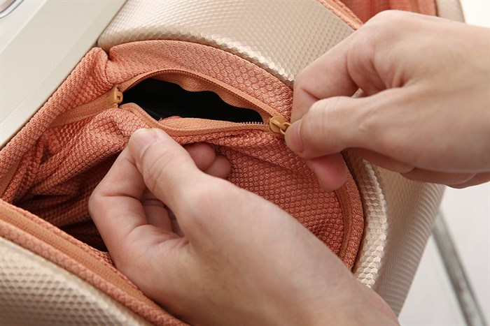 Máy massage chân HASUTA HMF-300 Màu Vàng đồng