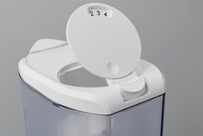 Bình lọc nước cầm tay Mitsubishi Cleansui 2.2 lít EJ103