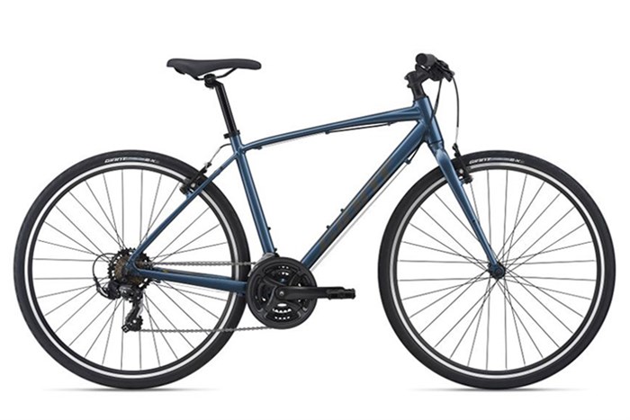 Xe Đạp Đường Phố Touring Giant Escape 3 (2022) 700C Size S