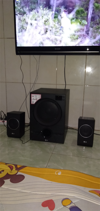 Lg lh70b best sale 2.1 speakers