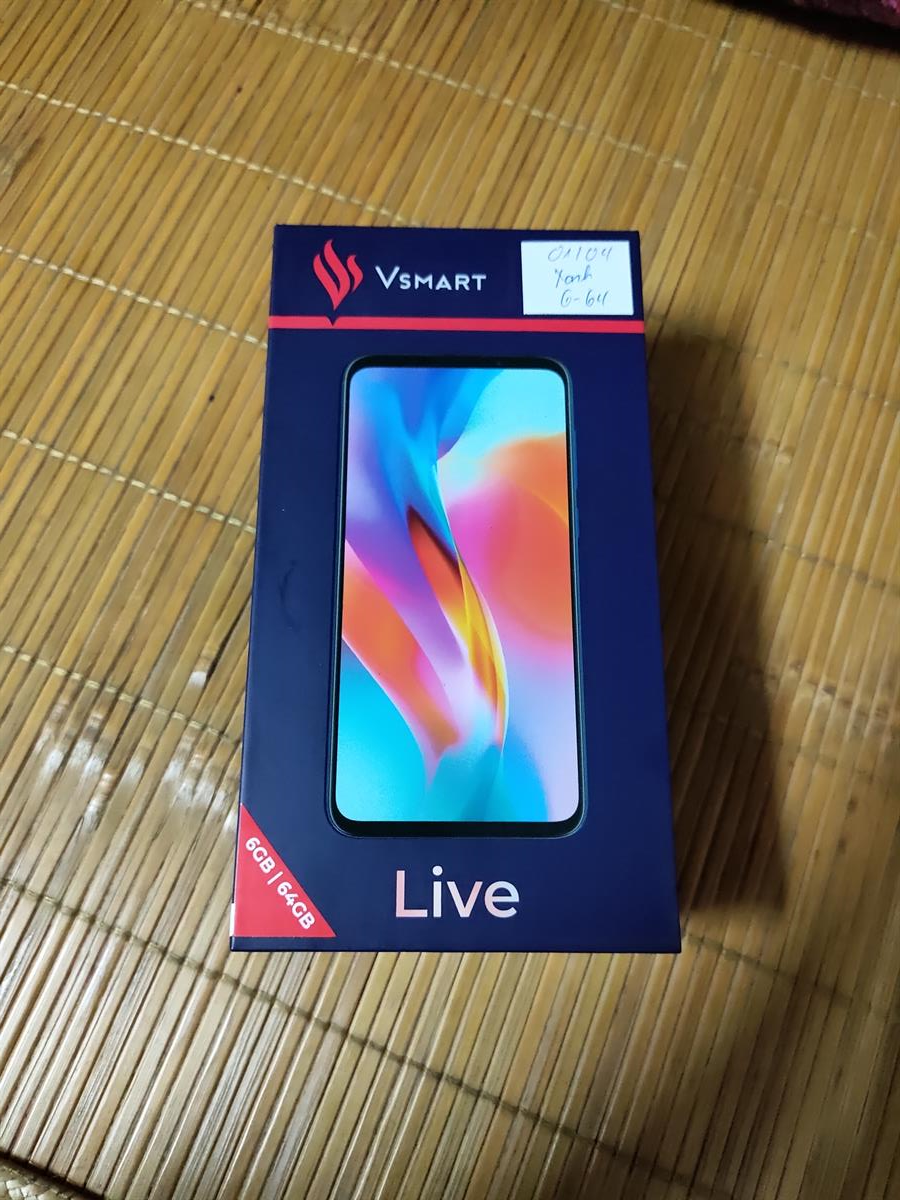 Điện thoại Vsmart Live (6GB/64GB) | Giá rẻ, trả góp 0%