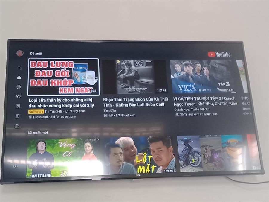 Android Tivi TCL 4K là sản phẩm mang lại cho bạn trải nghiệm vô cùng thú vị. Với chất lượng hình ảnh sắc nét và tính năng thông minh của hệ điều hành Android, bạn sẽ không còn phải lo lắng về giải trí trong nhà nữa. Hãy xem thêm ảnh để biết thêm chi tiết nhé!