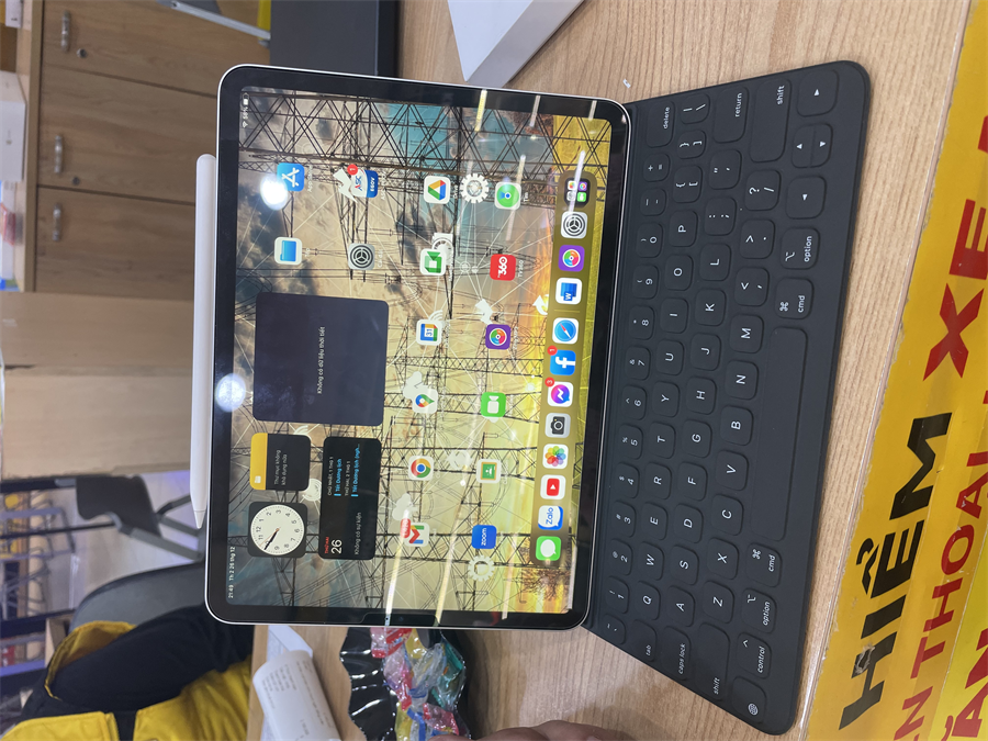 Bàn phím Smart Keyboard Folio 2 cho iPad Pro 11 inch Apple MXNK2