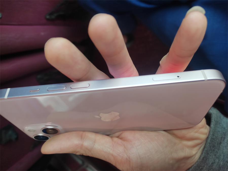iPhone 13 512GB Chính hãng VN/A, mua trả chậm 0% lãi suất iPhone 13 512GB Chính hãng VN/A, mua trả chậm 0% lãi suất