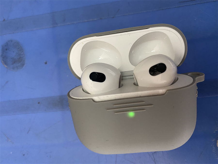 Tai nghe Bluetooth AirPods 3 Apple MME73 - giá rẻ, chính hãng