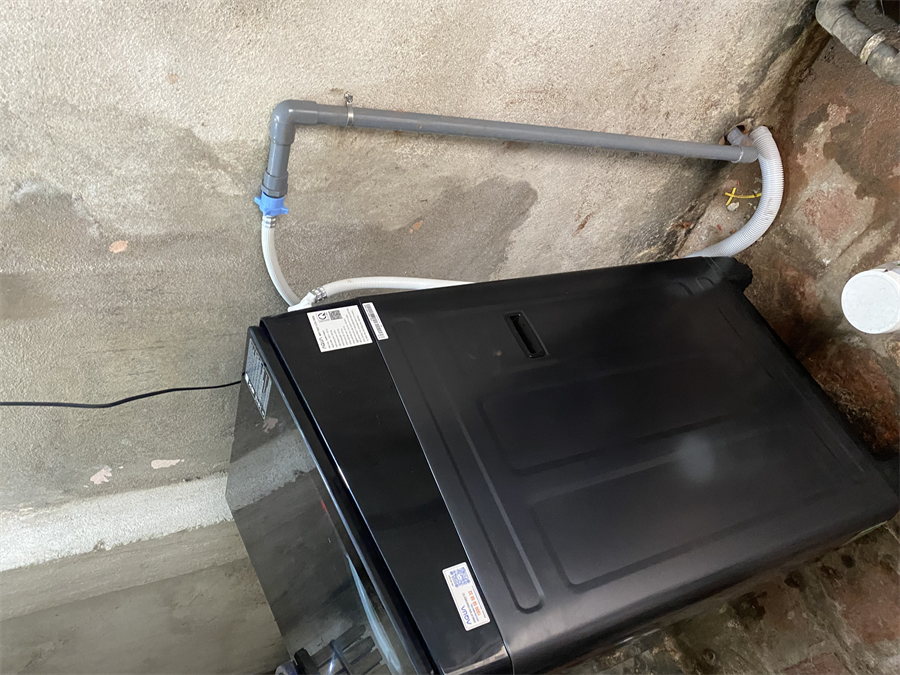 Máy giặt Aqua 10 KG AQW-F100GT.BK - giá tốt, trả góp 0% Máy giặt Aqua 10 KG AQW-F100GT.BK - giá tốt, trả góp 0%