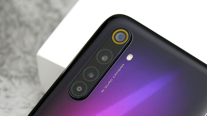  Hệ thống 6 camera, gồm cụm 4 camera sau và 2 camera trước đục lỗ hình viên thuốc