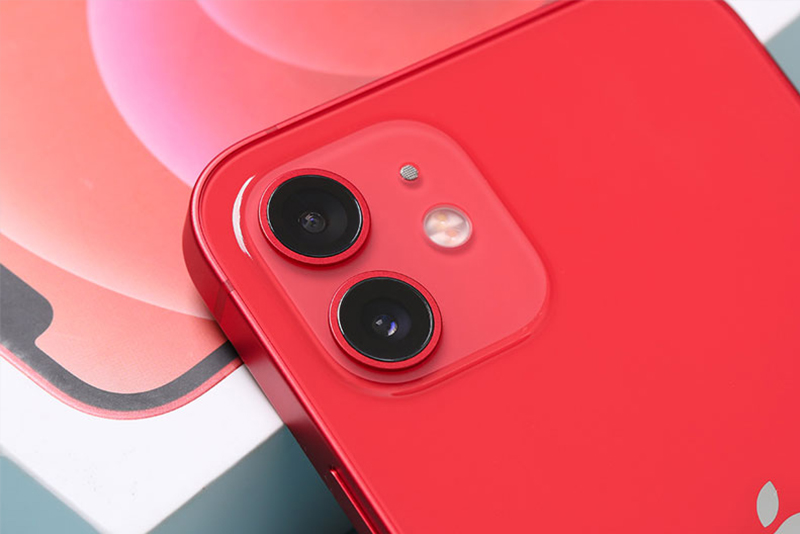 iPhone 12 có 2 cảm biến để cải thiện khả năng chụp ảnh