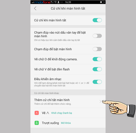 Bước 3: Chọn Thêm cử chỉ khi màn hình tắt