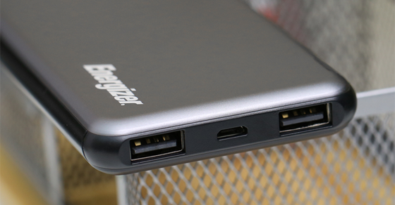 Top 10 pin sạc dự phòng vỏ kim loại chắc chắn, bền bỉ không thể bỏ lỡ