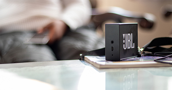 Nên mua loa nghe nhạc đắt tiền không? So sánh loa đắt tiền và rẻ tiền