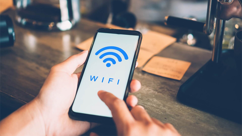 Ph&aacute;t WiFi bằng điện thoại kh&ocirc;ng ảnh hưởng g&igrave; đến m&aacute;y