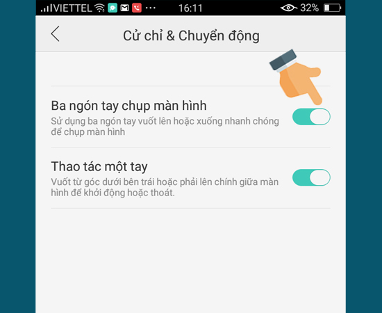 Bước 3: Bật Ba ngón tay chụp màn hình.