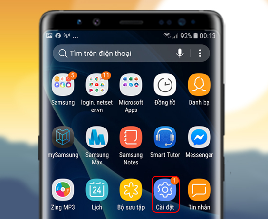 Bước 1: Đầu tiên bạn vào Cài đặt.