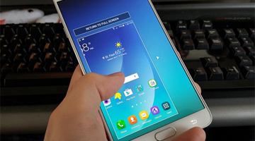 Sử dụng một tay trên màn hình thu nhỏ Samsung Galaxy Note 8