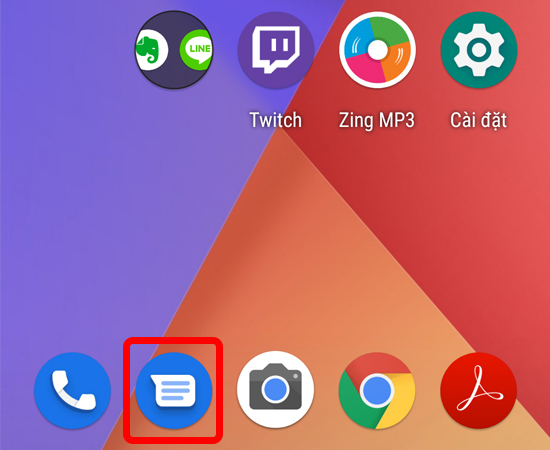 Bước 1: Các bạn hãy truy cập vào ứng dụng bất kỳ có chức năng soạn thảo, có hiển thị bàn phím ảo (ở đây mình chọn ứng dụng Tin nhắn trên điện thoại).