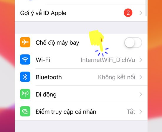 Bước 2: Tiếp theo bạn hãy chọn vô Wifi.