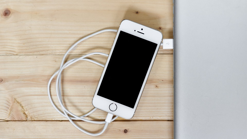 Sạc và cáp của bạn có thể bị hỏng dẫn đến năng lượng không thể vào pin điện thoại