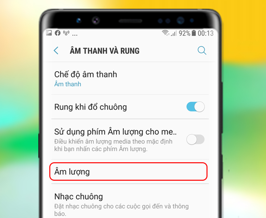 Bước 3: Sau đó chọn đến Âm lượng.