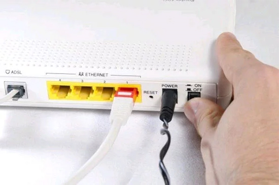 Khởi động lại modem wifi.