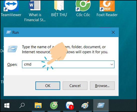 gõ từ khóa cmd ở hộp thoại Run