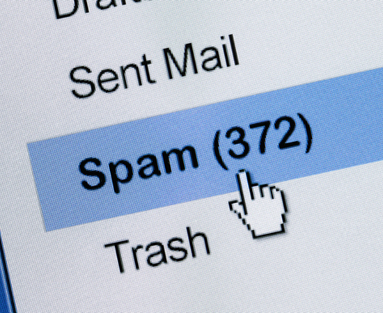 Xóa email, tin nhắn, danh sách cuộc gọi nếu không dùng nữa