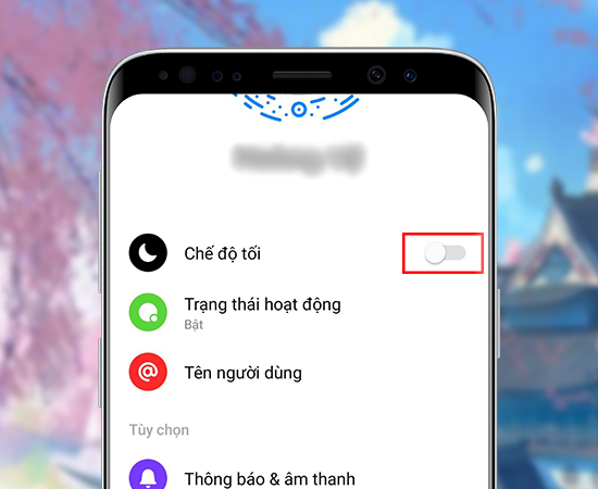 Bước 3: Khi đã vào phần cài đặt các bạn nhấn chọn bật Dark Mode như hình dưới