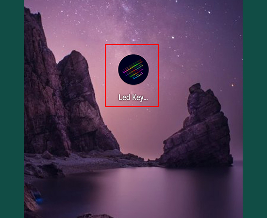 Bước 1: Các bạn cài đặt ứng dụng Bàn phím đèn LED. Sau khi hoàn tất cài đặt, mở ứng dụng.