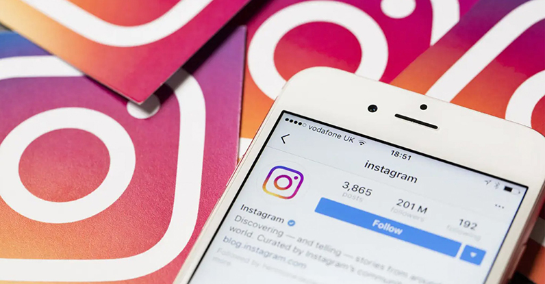 Cách chặn người khác bình luận trên Instagram cực đơn giản