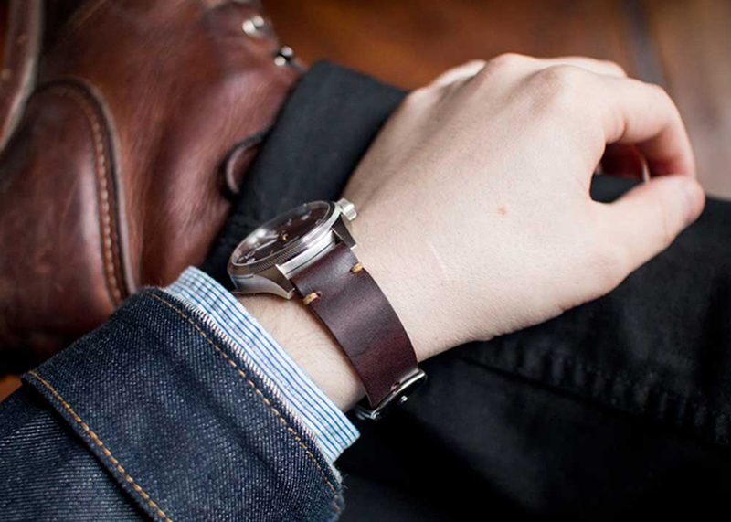 Tìm hiểu các chất liệu dây đồng hồ đeo tay