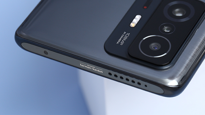 Xiaomi 11T Pro 5G được tích hợp zoom quang học hiện đại