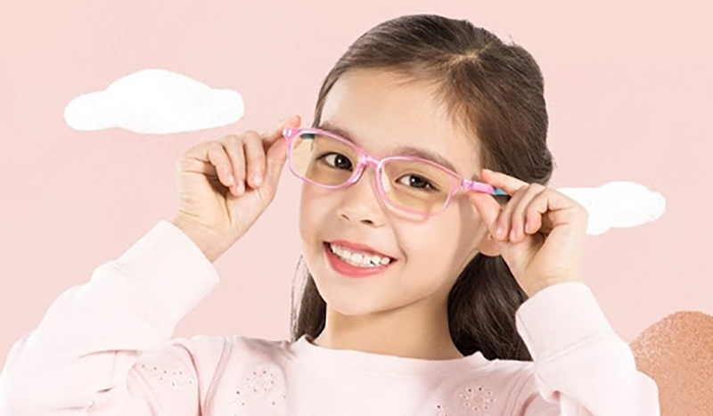 Kính có trọng lượng nhẹ