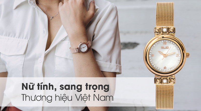 Đồng hồ có mặt lớn 29.9 mm cùng dây đeo từ thép không gỉ màu vàng sáng bóng