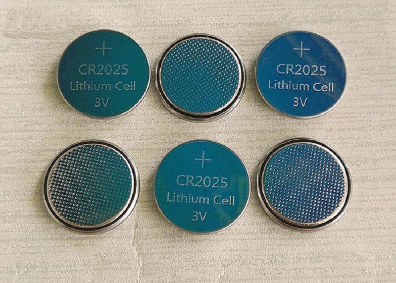 Pin lithium