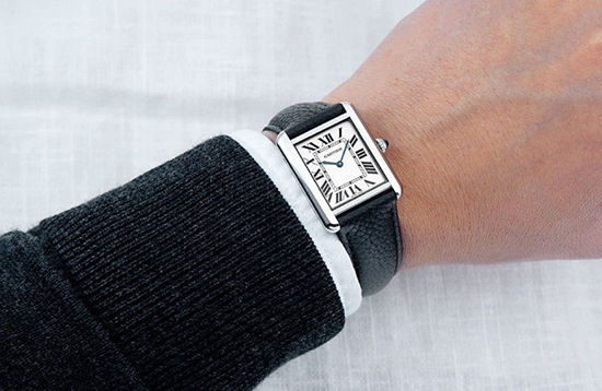 tim-hieu-ve-dong-ho-tank-watch-va-dong-san-pham-bi