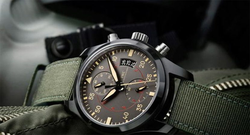 Đồng hồ quân đội là gì? Có đặc điểm gì? Có nên mua không?