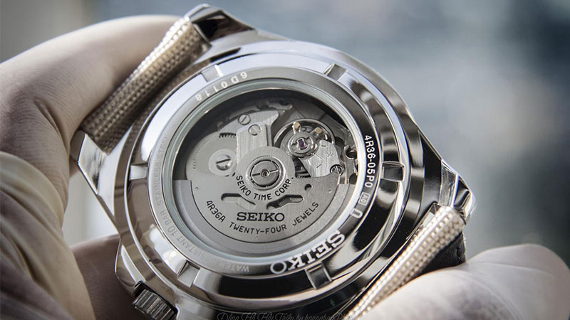 Tại sao đồng hồ Thụy Sỹ có chất lượng rất tốt và giá rất cao?