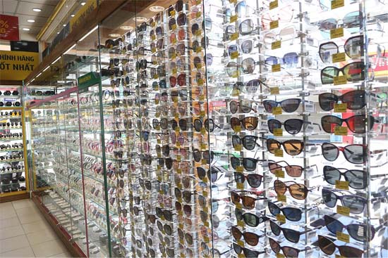 Lựa chọn k&iacute;nh uy t&iacute;n