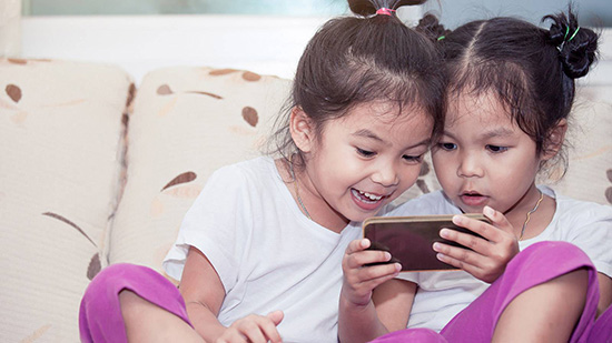 smartphone chính là thiết bị phổ biến và dễ tìm mua nhất trên thị trường hiện nay